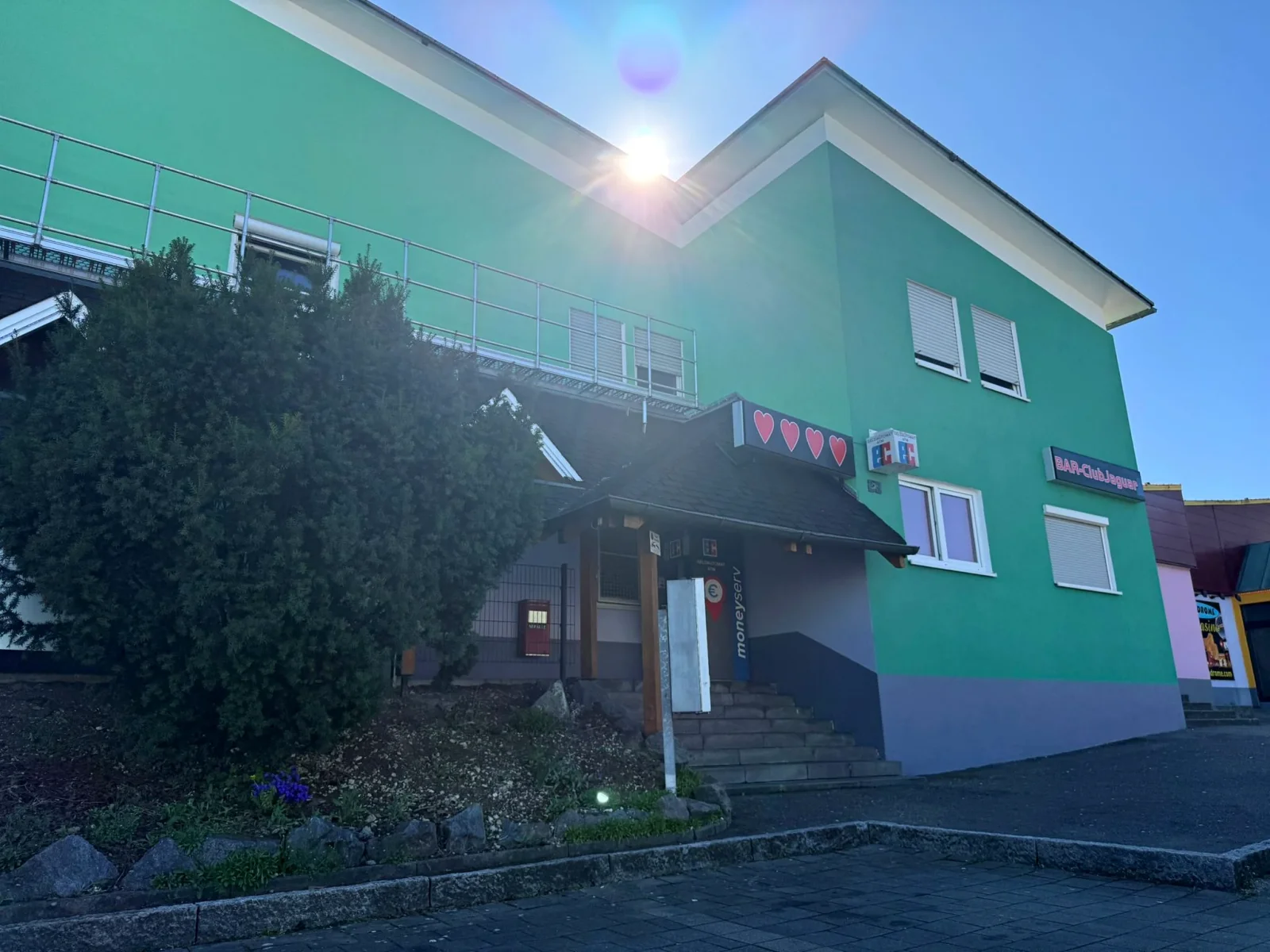 Aussen links